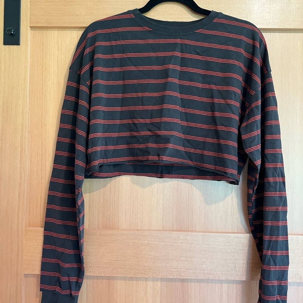Joah Brown Soho Long Sleeve | NWT | One Size | Color: Black & Hot Sauce - Picture 3 of 4